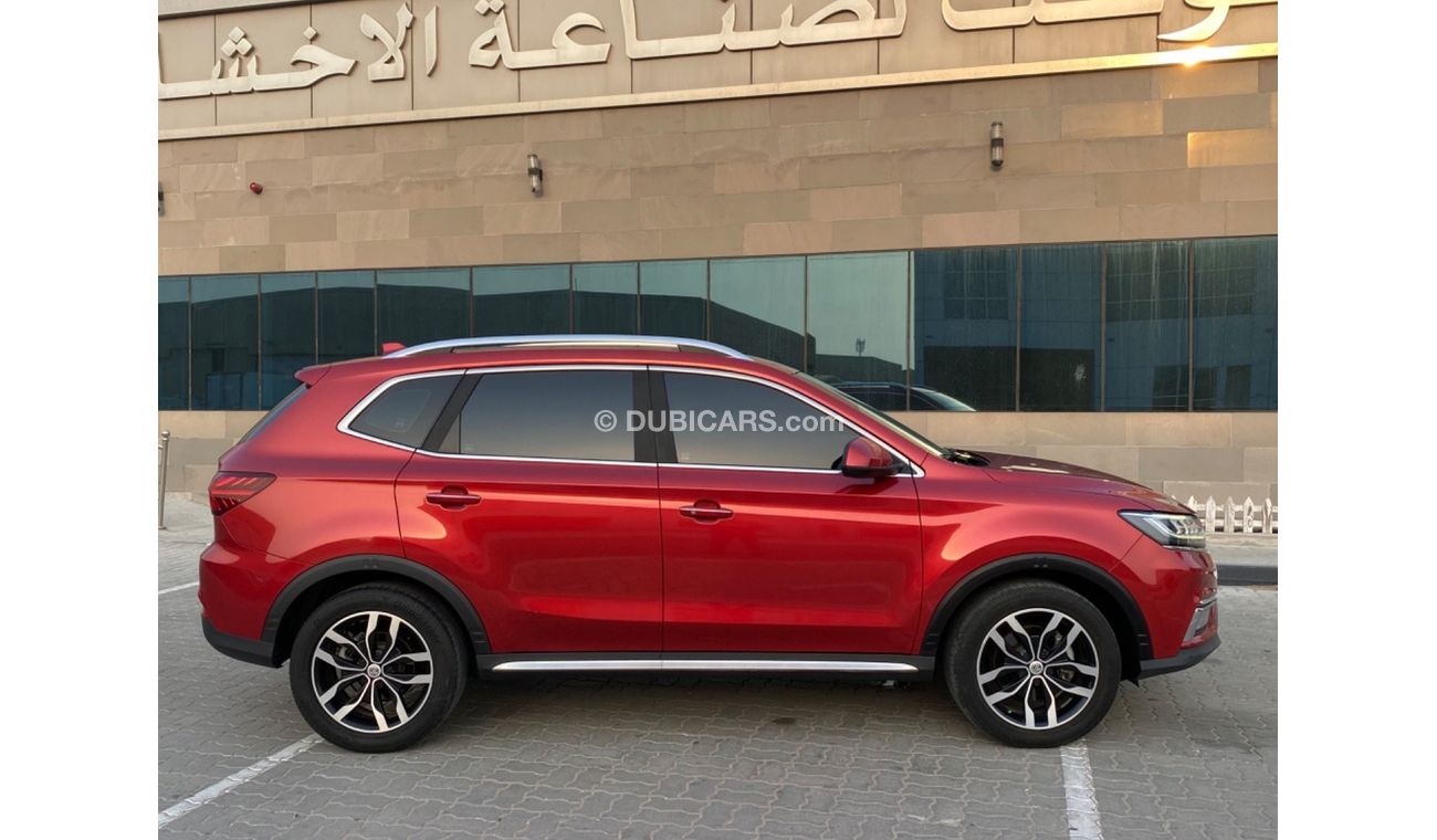 أم جي RX5 لاكجري