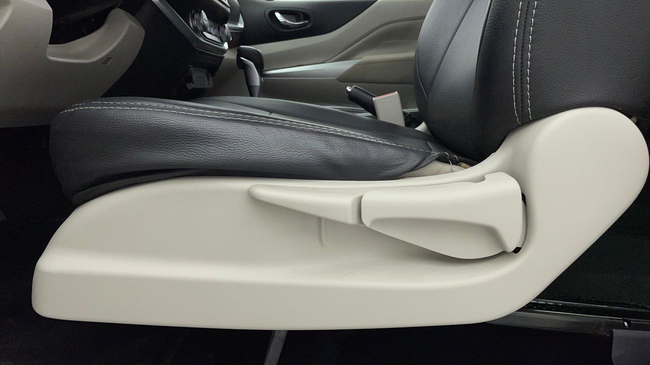 نيسان إكستيرا TITANIUM 2.5 | بدون دفعة مقدمة | اختبار قيادة مجاني للمنزل