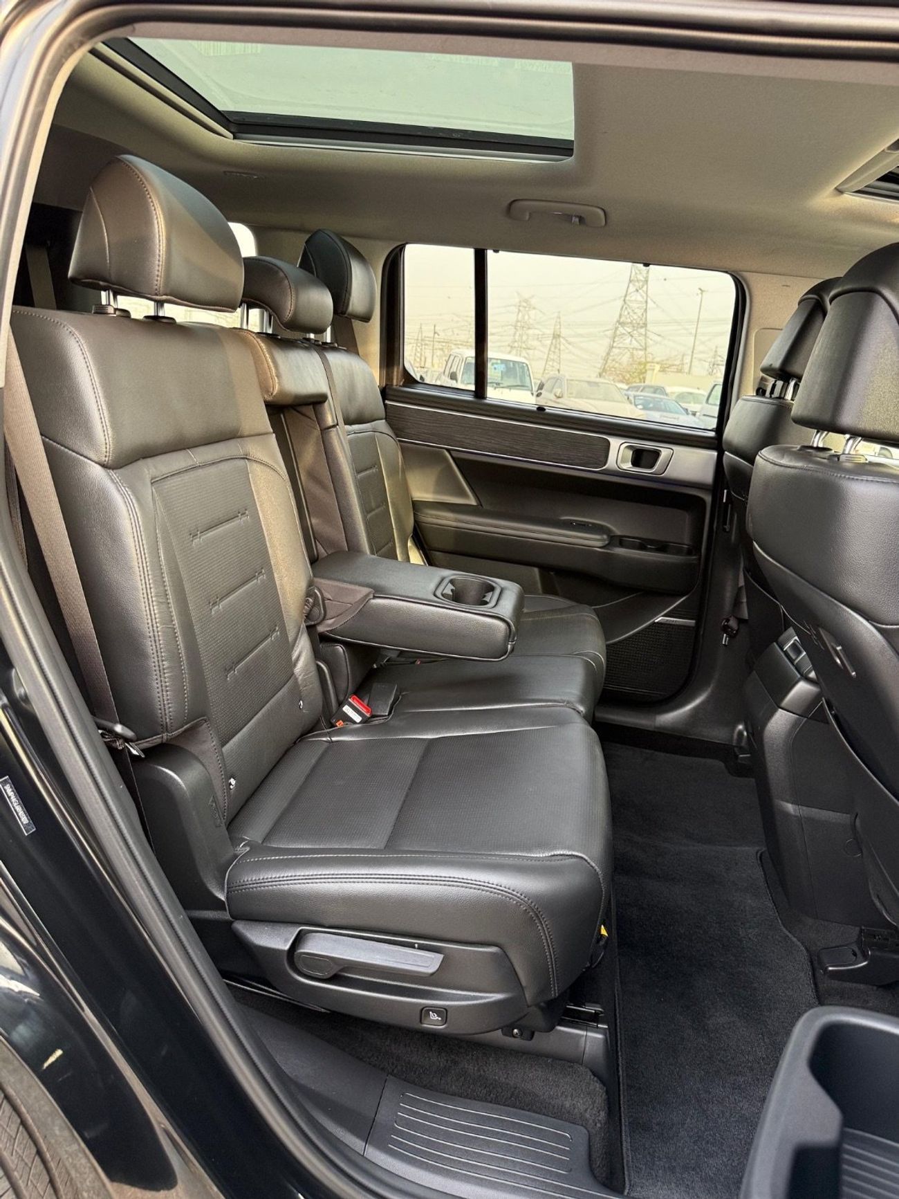 Hyundai Santa Fe Limited FE 360 camera, panoramic,leather seats, Full Option