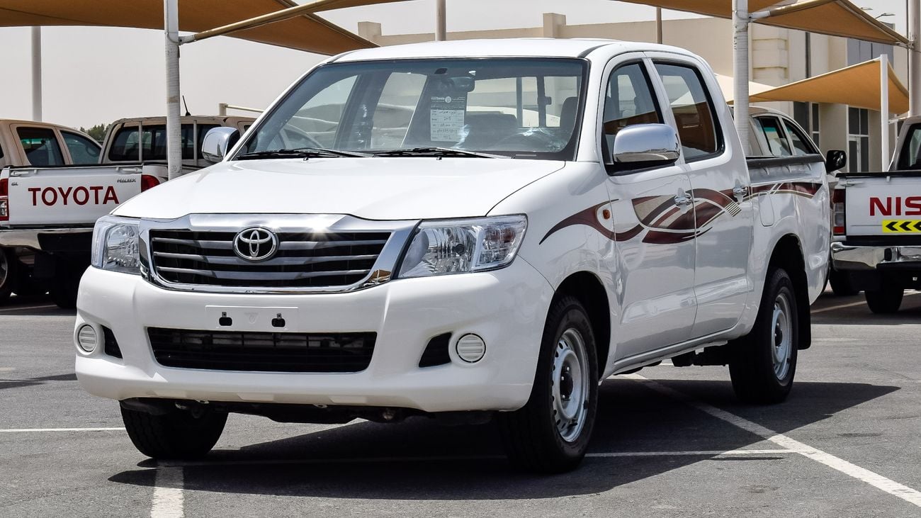 تويوتا هيلوكس TOYOTA HILUX 4X2 PICKUP GL PATROL