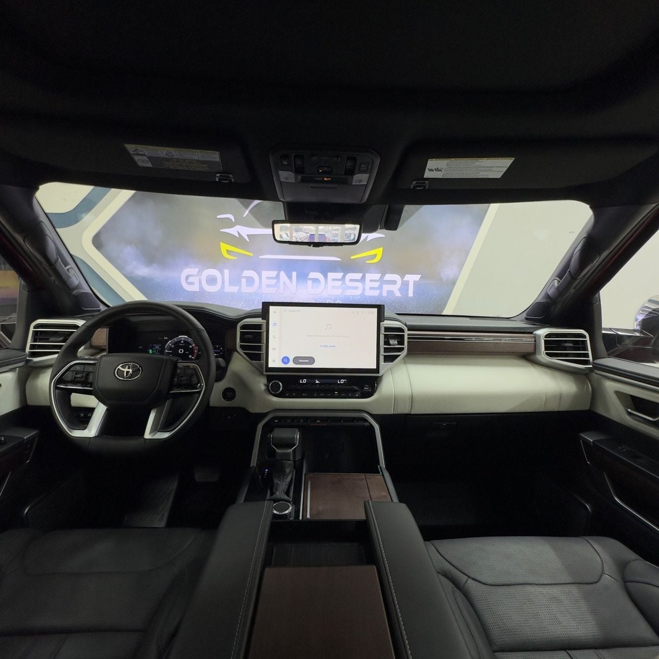 Toyota Tundra CREWMAX CAPSTONE (NON GCC)