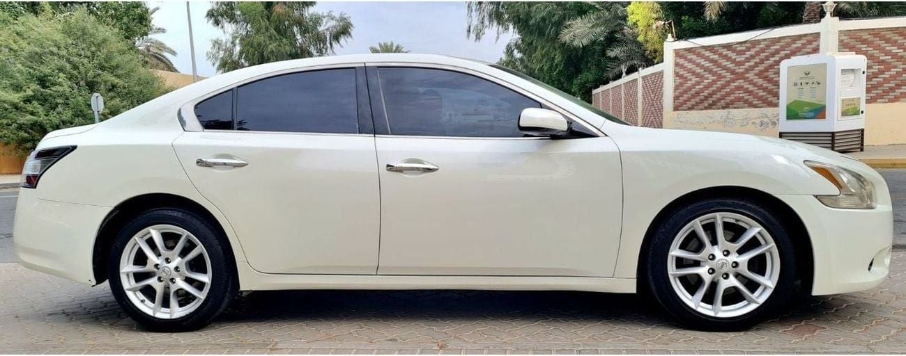 Nissan Maxima SV 3.5L