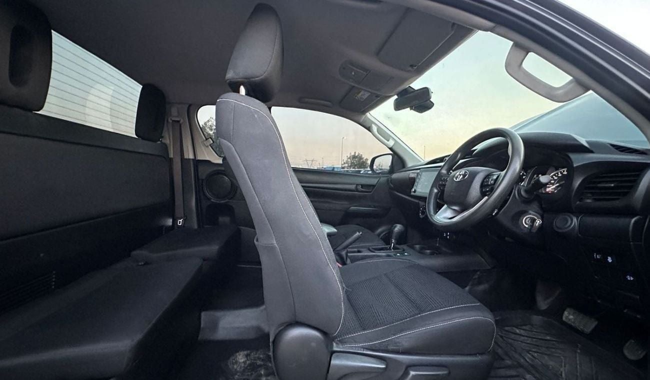 Toyota Hilux SMART CAB RHD AUTO DIESEL
