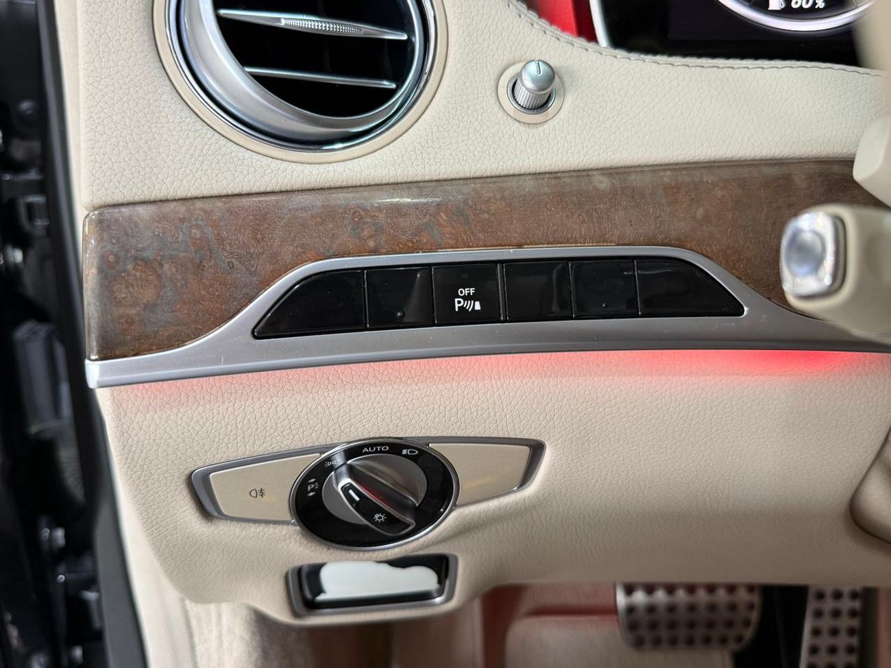 Mercedes-Benz S 500 Std 4.7L Mercedes S500 AMG II 2015 II Full Loaded