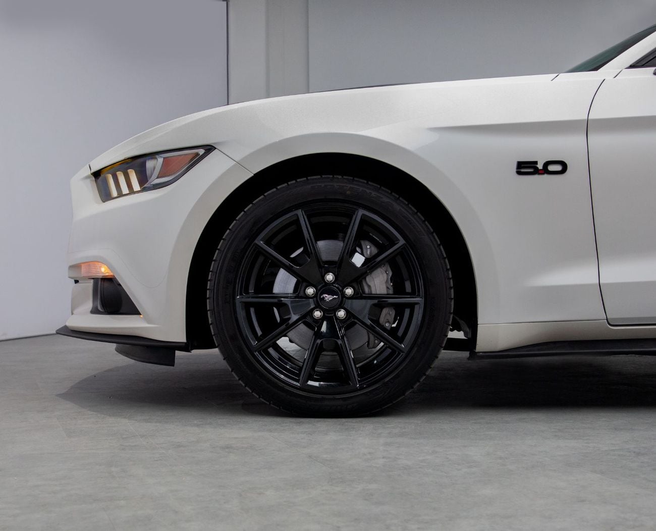 Ford Mustang GT Premium 5.0L V8