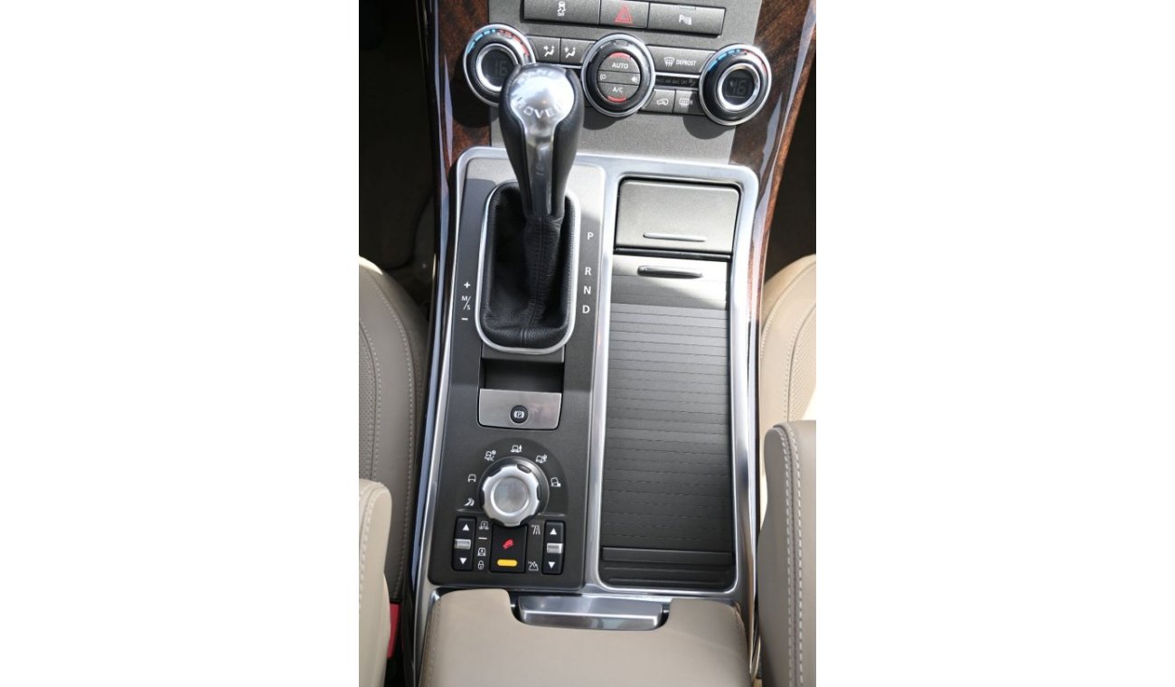 Land Rover Range Rover Sport Range Rover Sport Supercharged HST 5.0L Petrol, V8, SUV, AWD, 5Doors Color: Gold Model: 2011