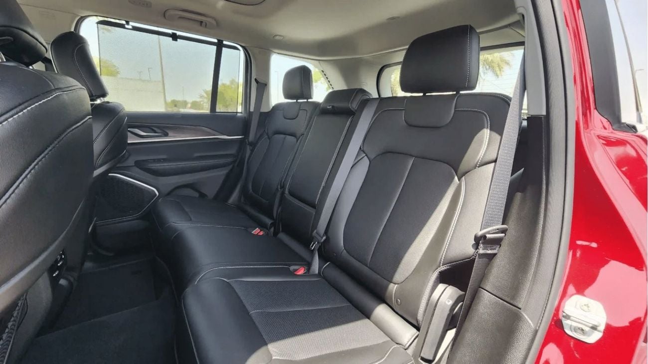 Jeep Grand Cherokee Limited Luxury SUV 2023YM