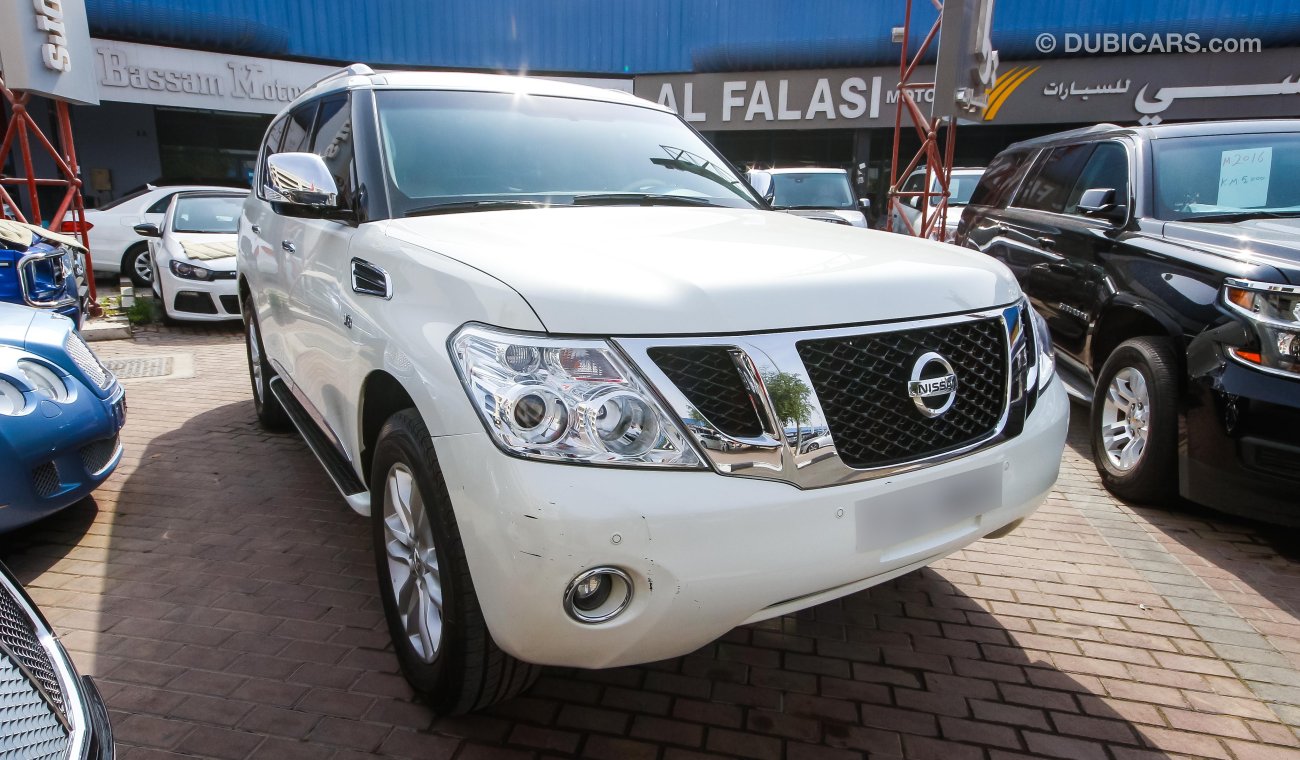 Nissan Patrol SE