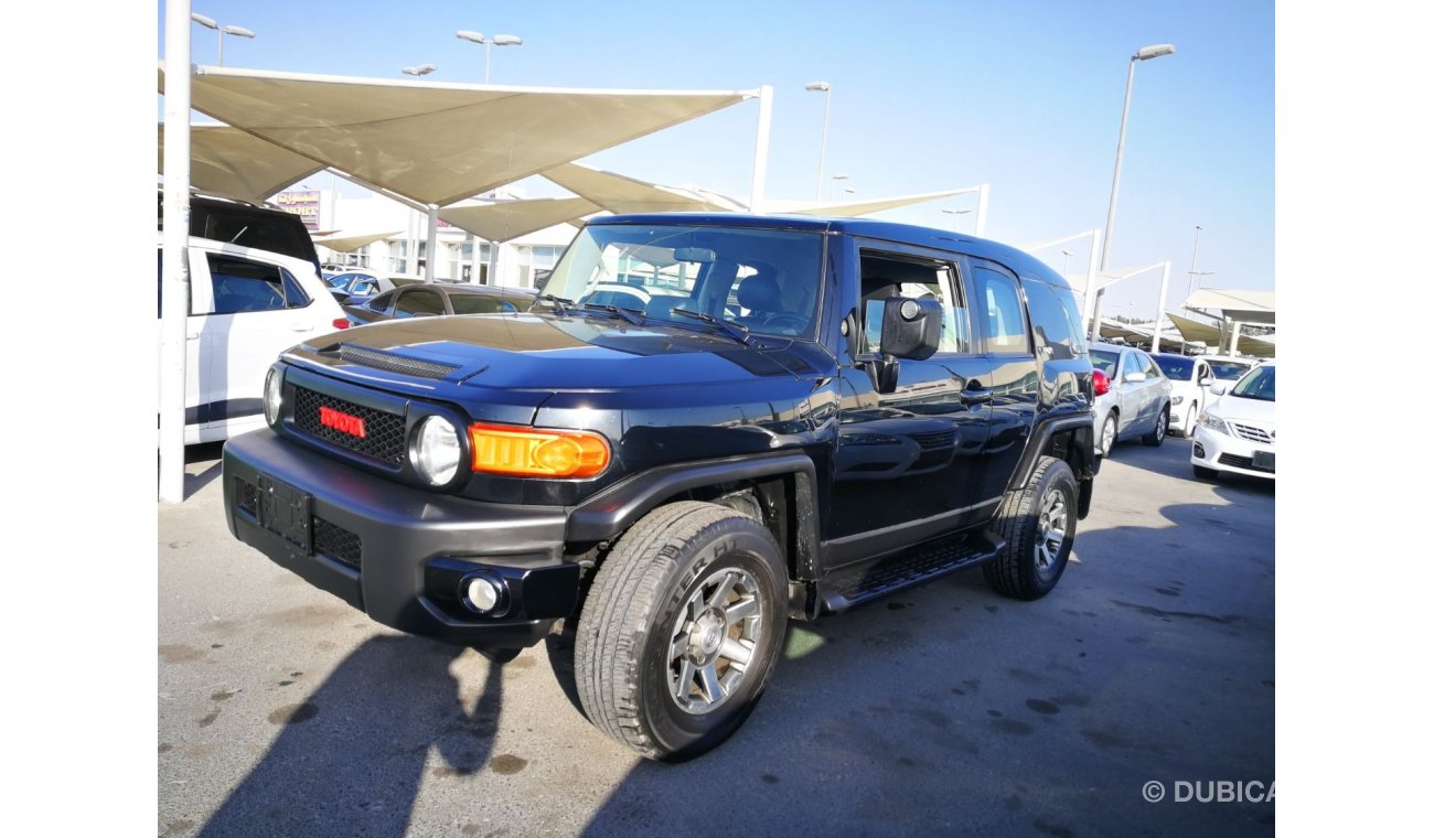 Toyota FJ Cruiser Toyota fj cruiser 2008 GCC