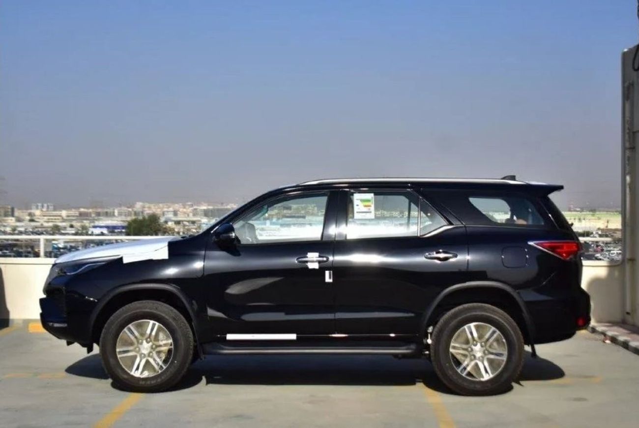 Toyota Fortuner FORTUNER SR5 2.7L V4 PTR 7SET