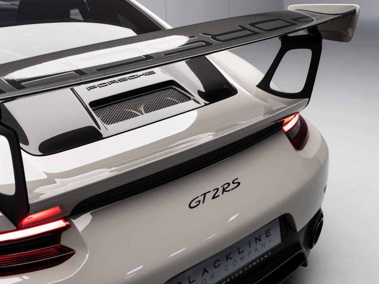 بورش 911 GT2 RS 3.8L