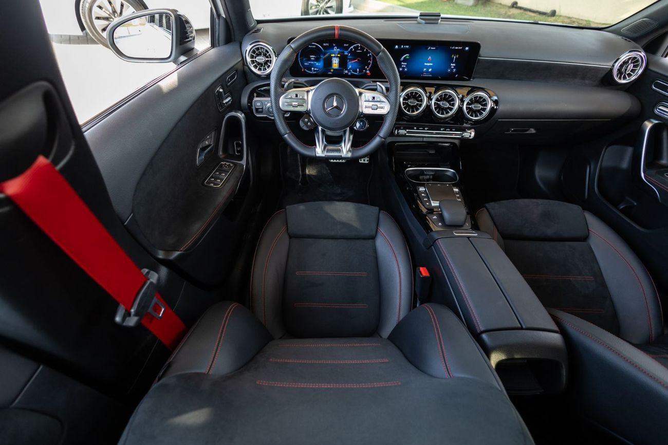 Mercedes-Benz A 35 AMG 4MATIC