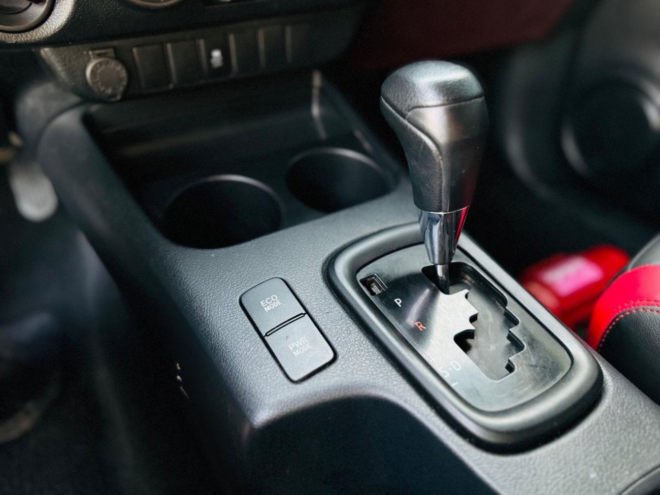 تويوتا هيلوكس Toyota hilux 2020 facelift to 2024 GR sport