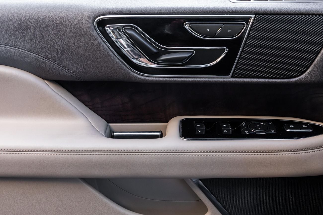 لينكولن نافيجاتور Navigator | 3,428 P.M | 0% Downpayment | LINCOLN WARRANTY + SERVICE CONTRACT