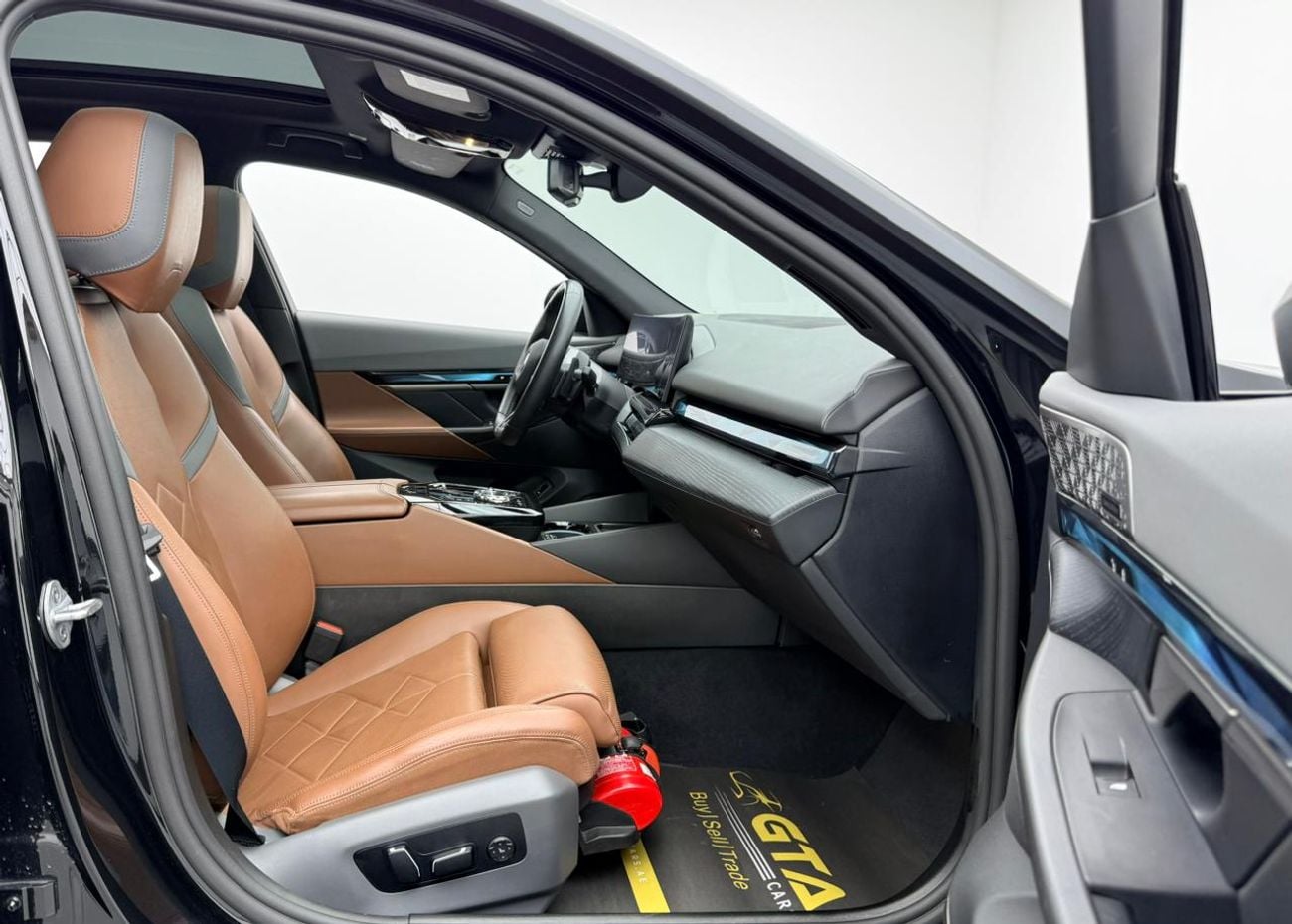 BMW 530i M SPORT 2025 BMW 530i M Sport, BMW Warranty+Service Contract+Full Service History, Full PPF, GCC