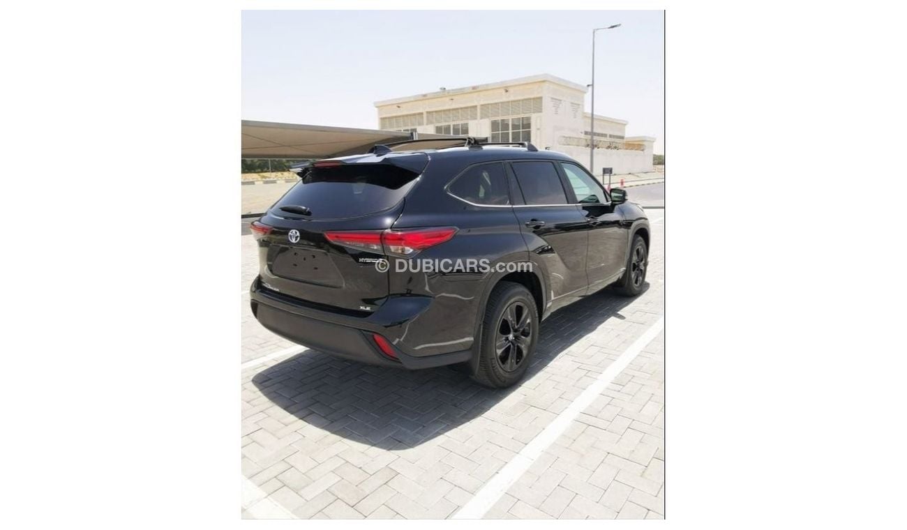Toyota Highlander Toyota Highlander XLE - Hybrid - 2023- Black