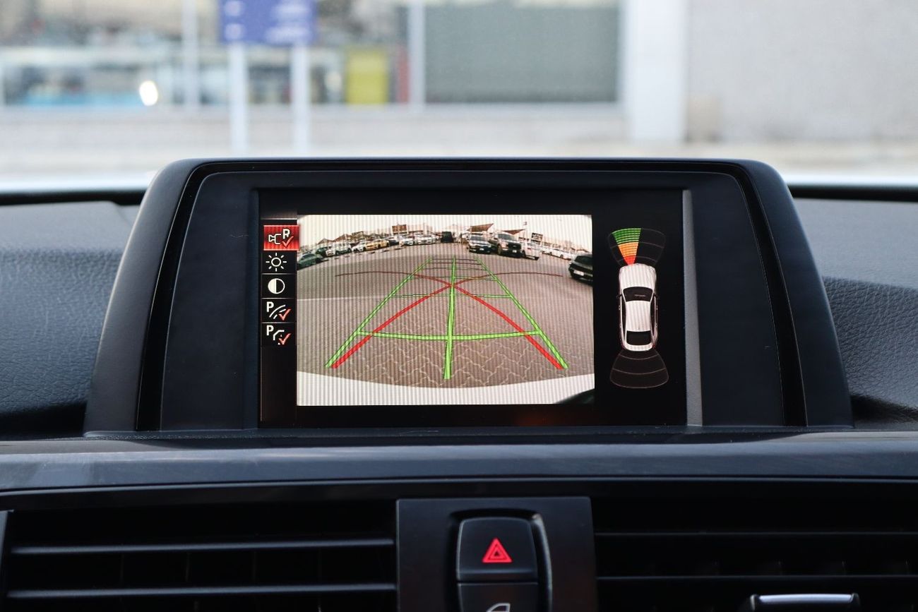 بي أم دبليو 420i Std 2.0L