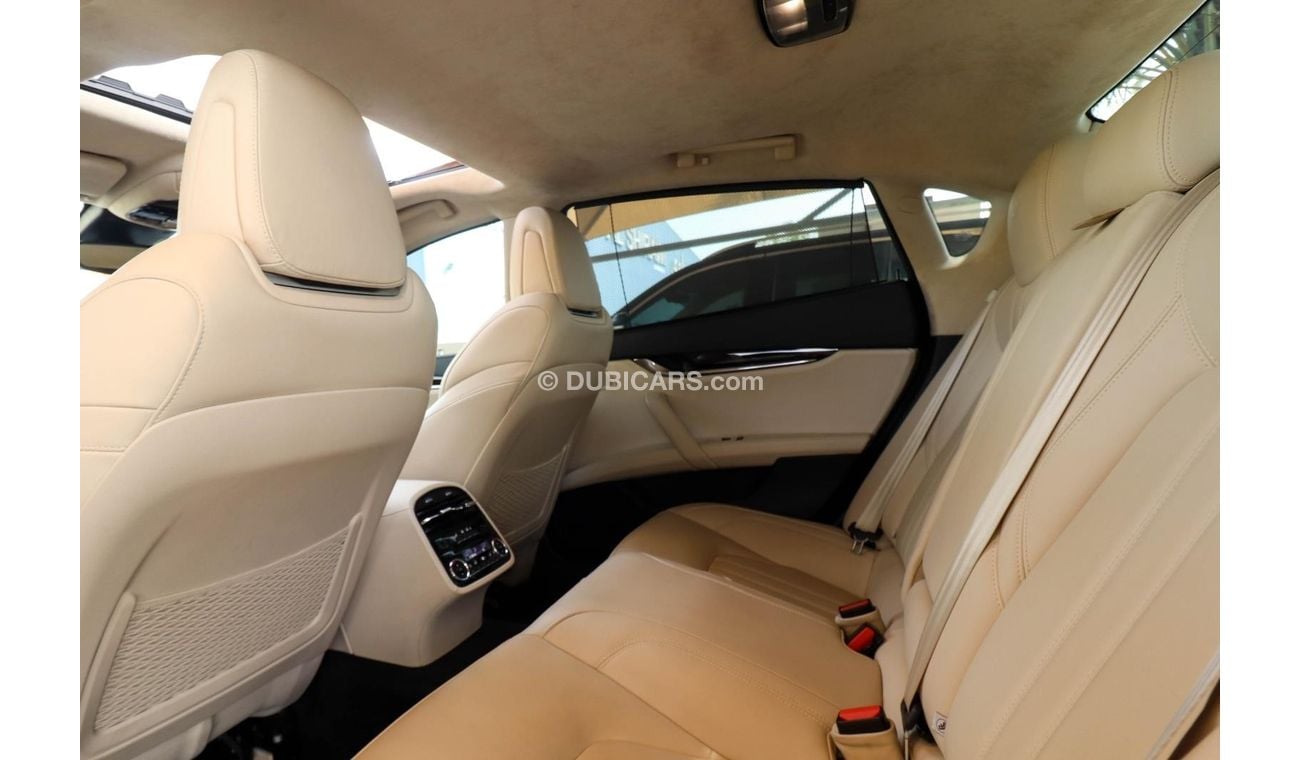 Maserati Quattroporte M156