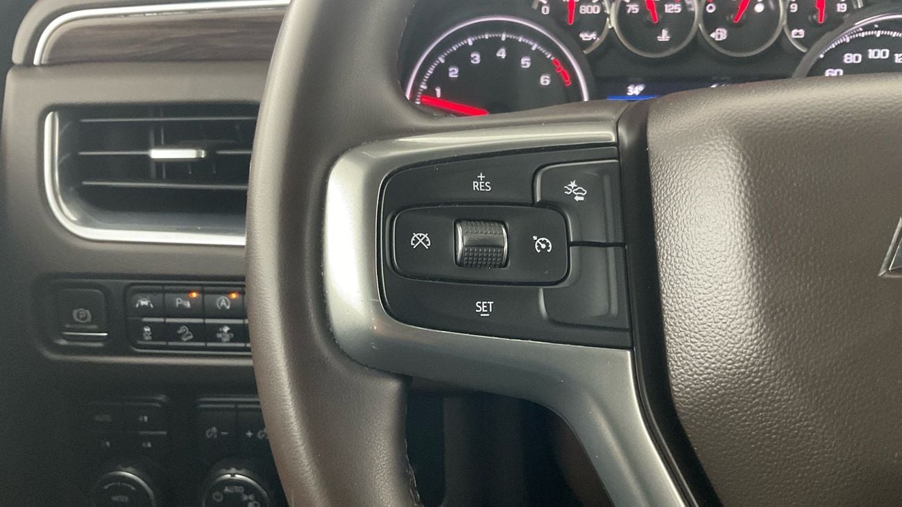 Chevrolet Tahoe LS 5.3L 4WD (8 Seater) LS | Guaranteed Warranty | 0 Down Payment