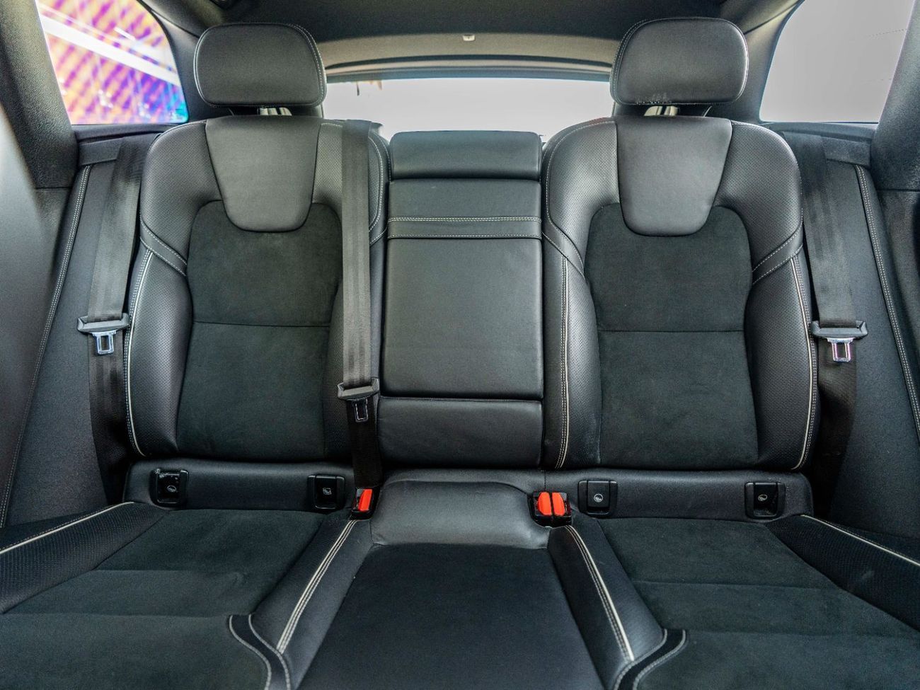 Volvo XC60 T5 R Design 2.0L