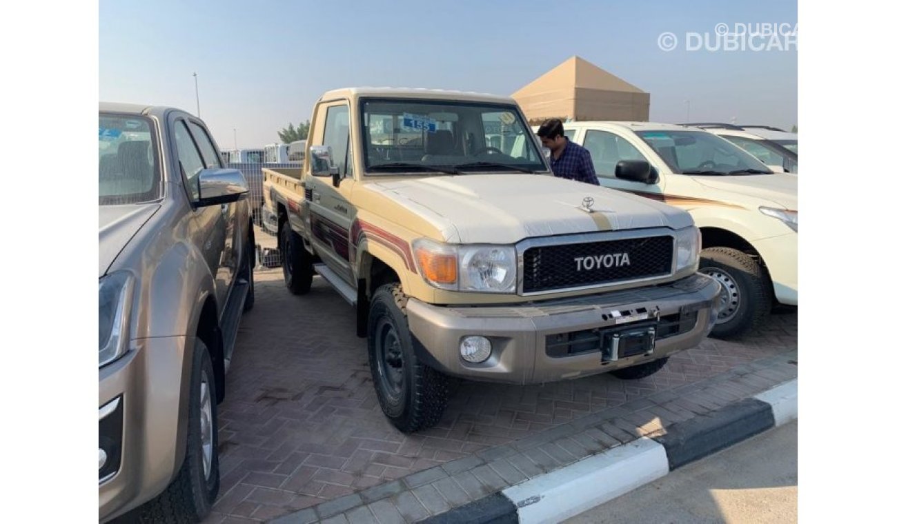 تويوتا لاند كروزر بيك آب 4x4 diesel v6