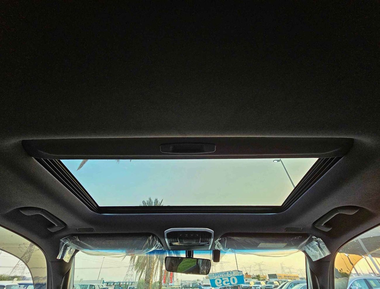 Toyota Land Cruiser LC300 / VXR / 3.3L Diesel / HIGH OPTION (CODE # 68006)