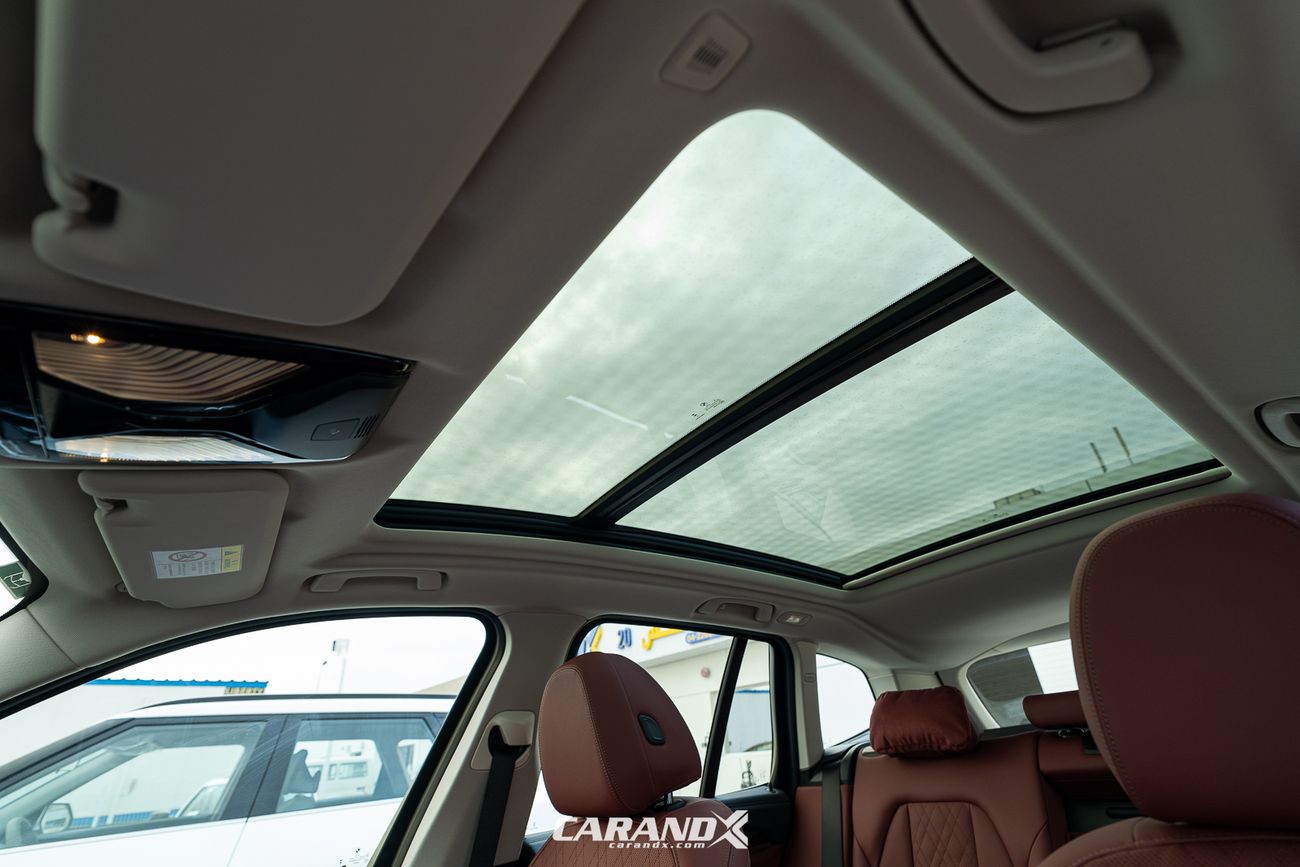 بي أم دبليو iX3 BMW iX3 Leading 2024