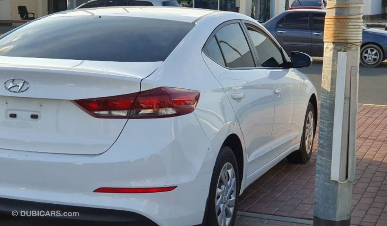 Hyundai Elantra GCC 2017 1.6  WITHOUT PAINT WITHOUT ACCIDENTS