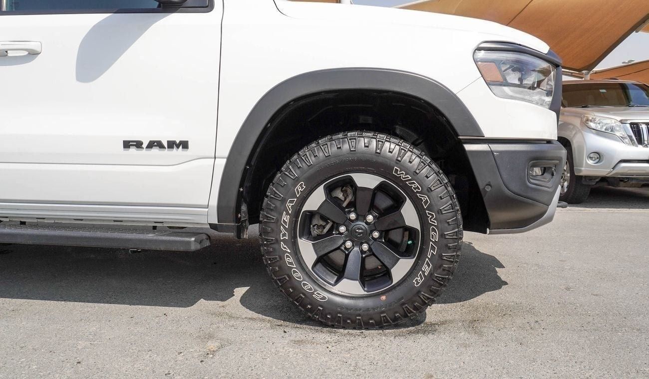 RAM 1500 REBEL 5.7L HEMI