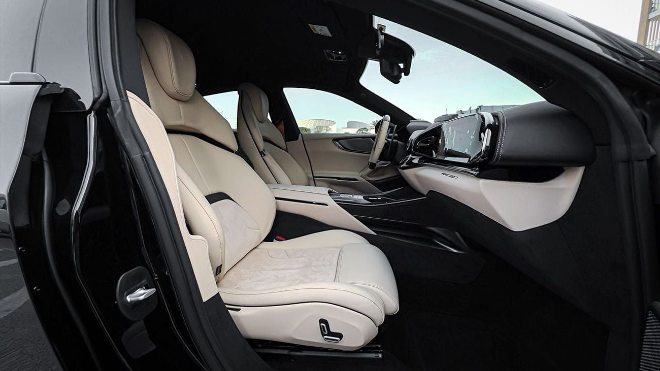 Ferrari Purosangue BRAND NEW CONDITION