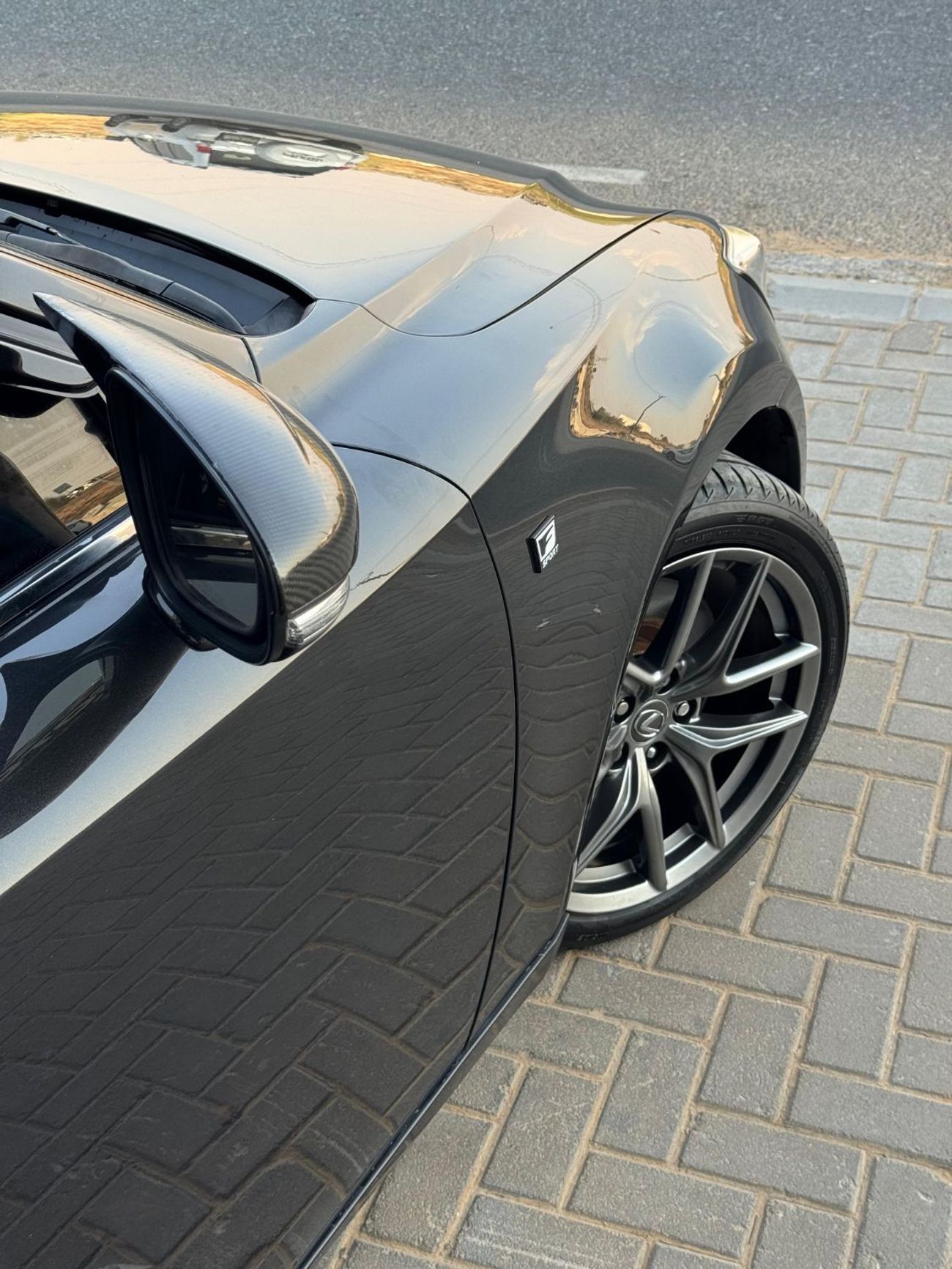 لكزس IS 350 محرك V6 سعة 3.5 لتر / طقم F-SPORT / استهلاك منخفض للموارد / رادار / قراءة المسار / مقاعد تبريد وتدفئ