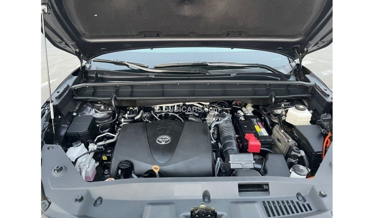 Toyota Highlander *Offer*2022 Toyota Highlander XSE 3.5L V6 - - UAE PASS