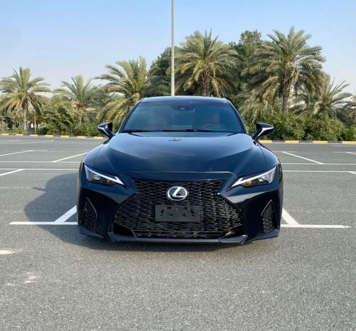 لكزس IS 350 F سبورت بريميوم السياره بحاله جيده جدا لا تحتاج إلى أي مصاريف