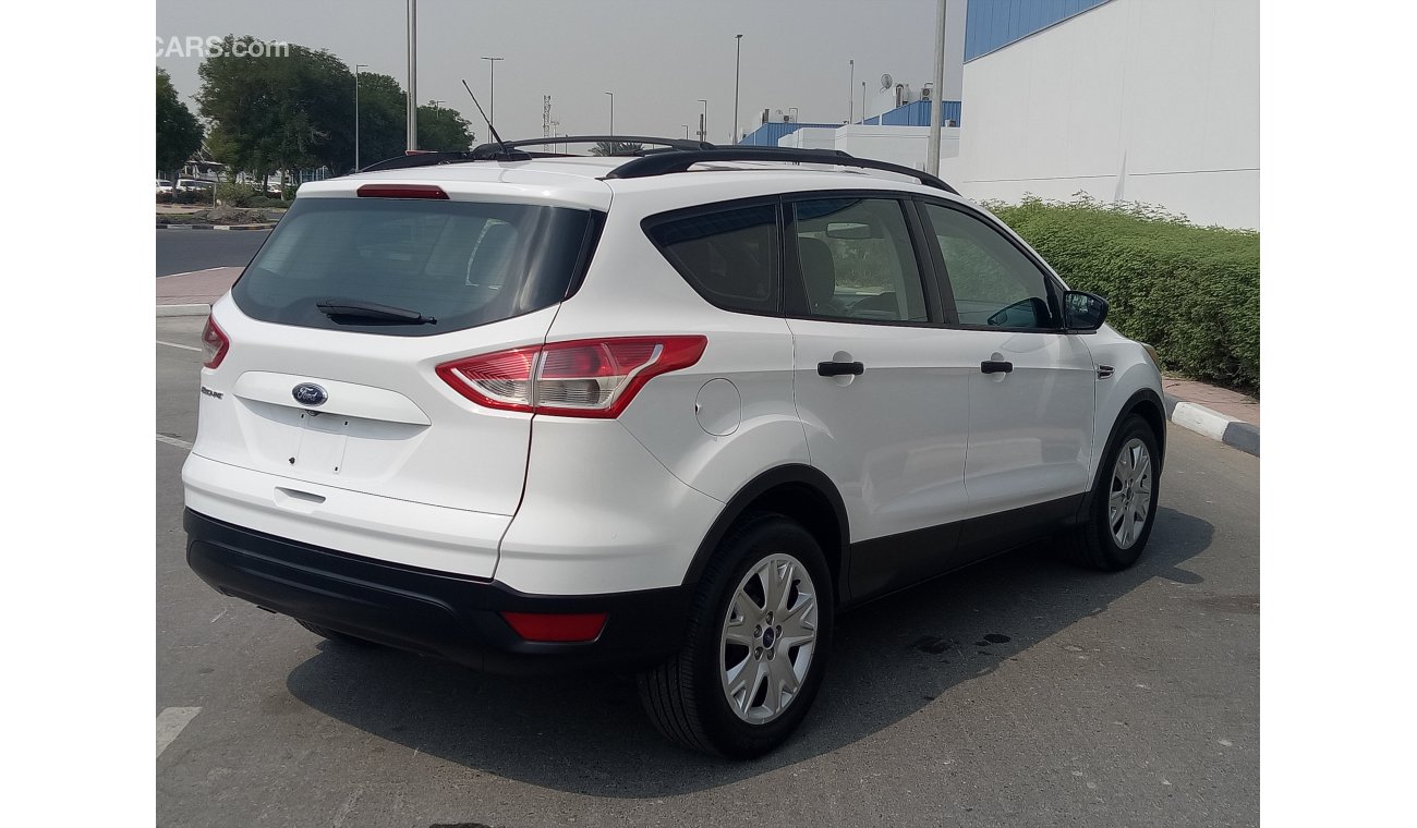 Ford Escape ONLY 620X60 MONTHLY FORD ESCAPE 4X4 PUSH BUTTON START EXCELLENT CONDITION UNLIMITED KM WARRANTY...