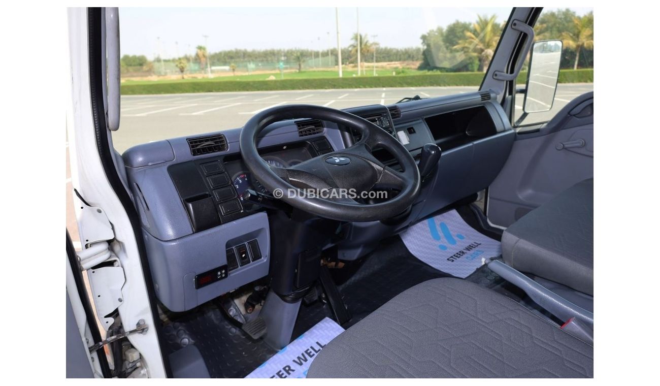 Mitsubishi Fuso Canter SUMMER OFFER | SHORT CHASSIS CHILLER BOX | DIESEL | GCC SPECS | EXCELLENT CONDITION