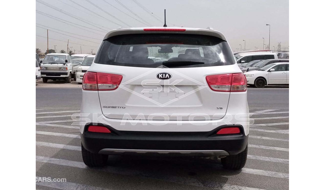 Kia Sorento 3.3L, 18" Rims, DRL LED Headlights, Parking Sensor Front, Fabric Seats, Bluetooth, USB (LOT # 840)