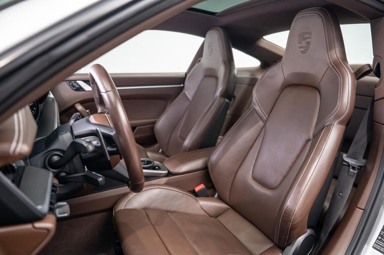 Porsche 911 CARRERA S