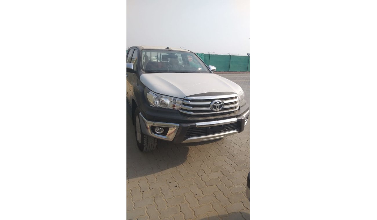 تويوتا هيلوكس TOYOTA HILUX DC 2.7L 4X4 PETROL, GLXS A/T, 2020