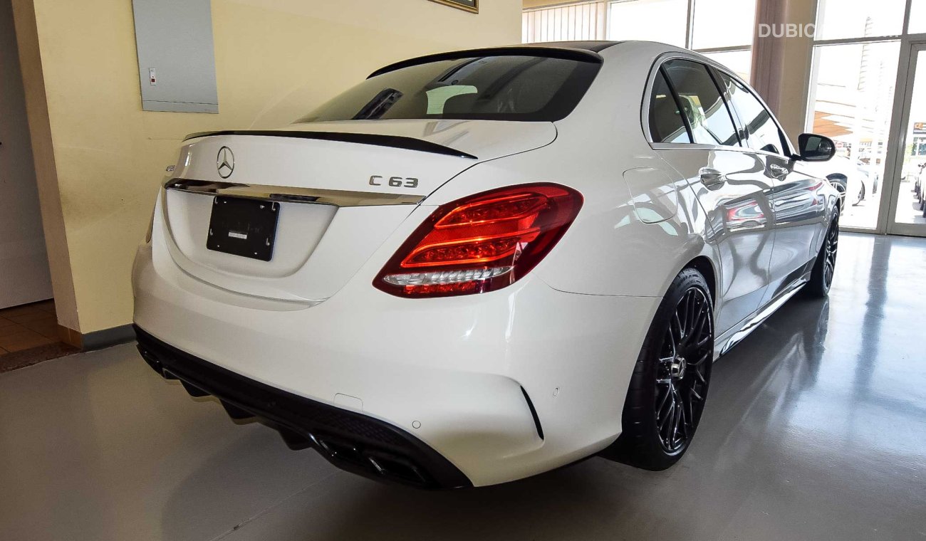 Mercedes-Benz C 63 AMG