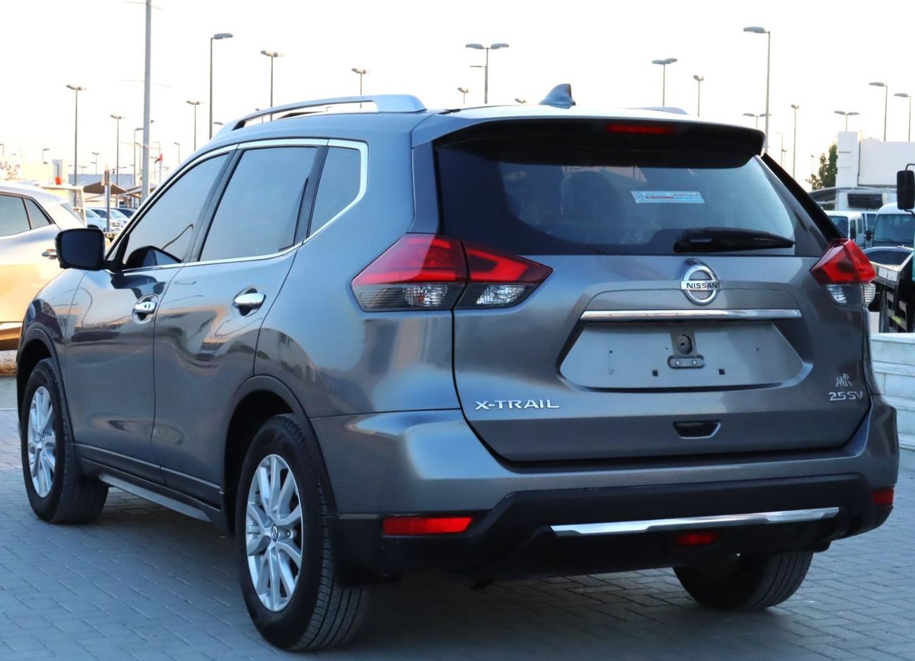 نيسان إكس تريل SV نيسان اكس تريل 2019 فل اوبشن خليجي بحالة ممتازة