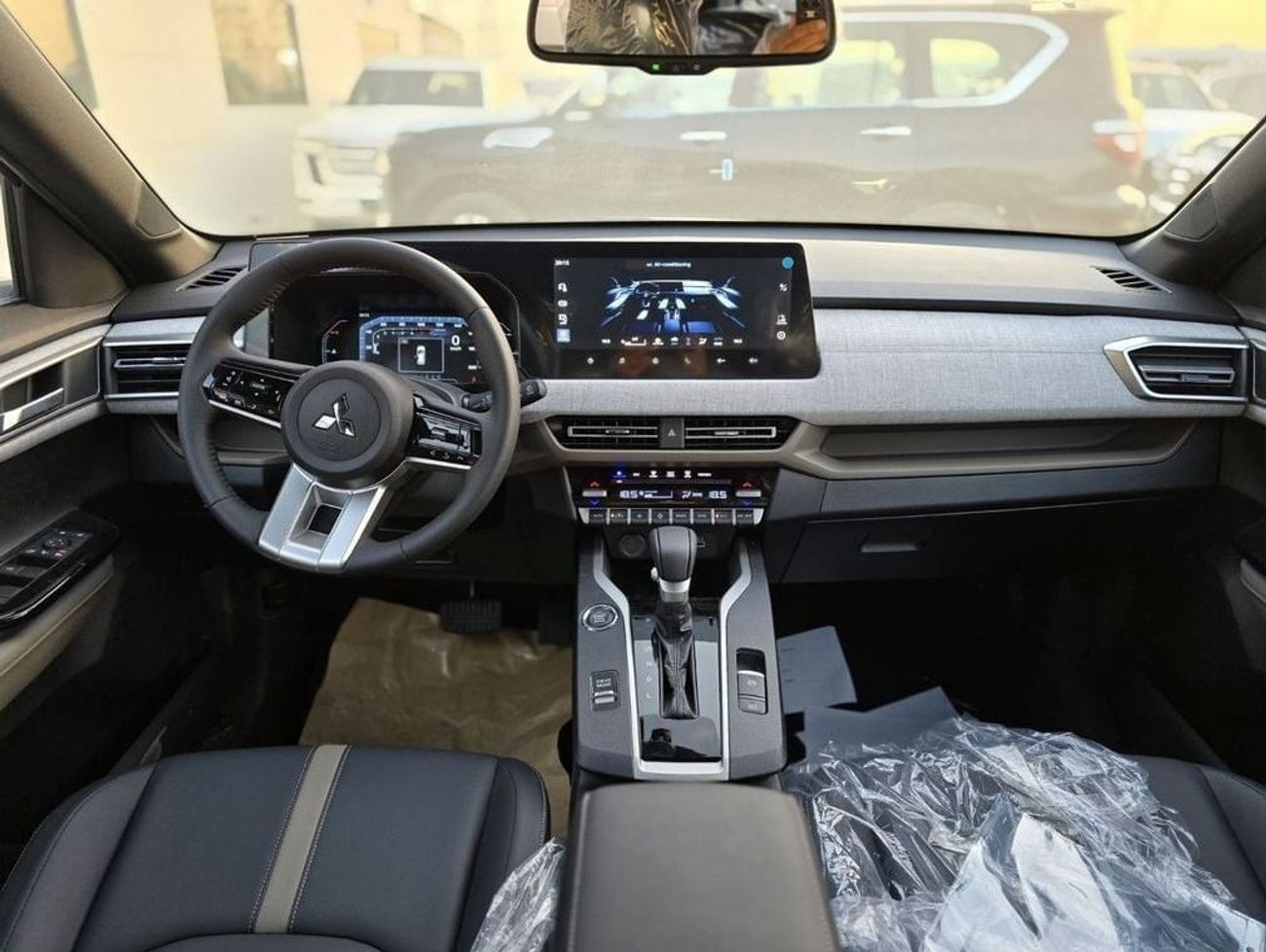 Mitsubishi Xforce 1.5L PETROL A/T FULL OPTION(EXPORT ONLY)