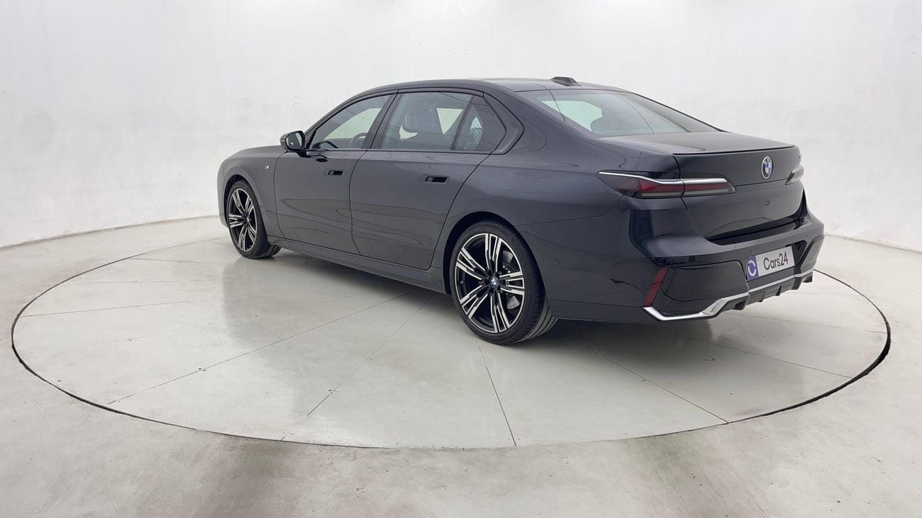 BMW 740i 2023 M SPORT | AED 4194/Month | 0 DP | 30 Day Return | Warranty | Service History