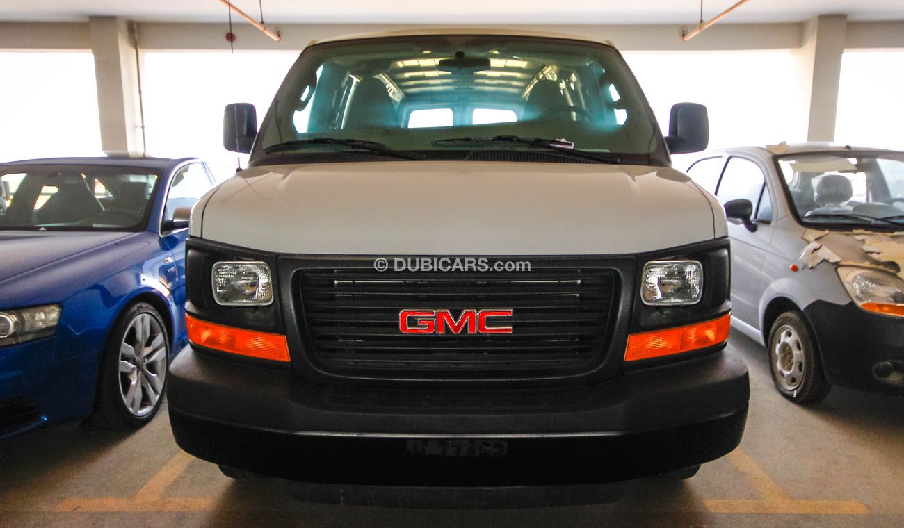 GMC Savana