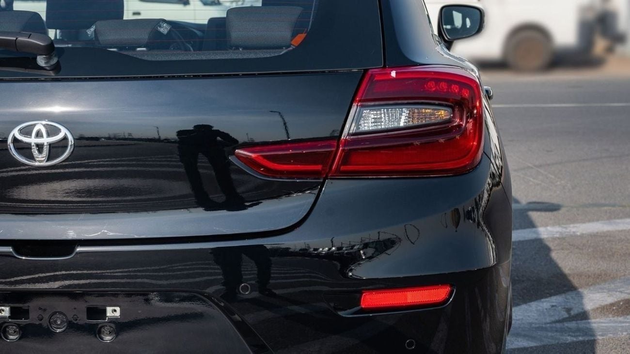 تويوتا ستارلت Toyota starlet 1.5P AT MY2025 – BLACK