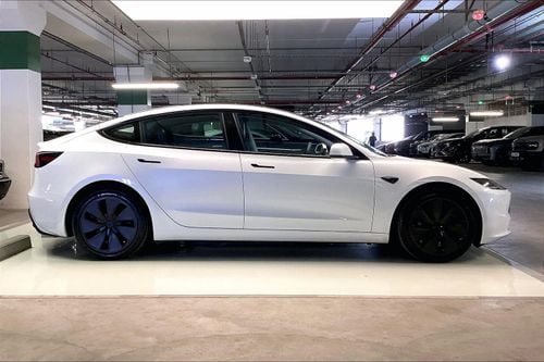 Tesla Model 3 Long Range (Dual Motor) | National Day Celebration | Guaranteed Warranty | 0 Down Payment