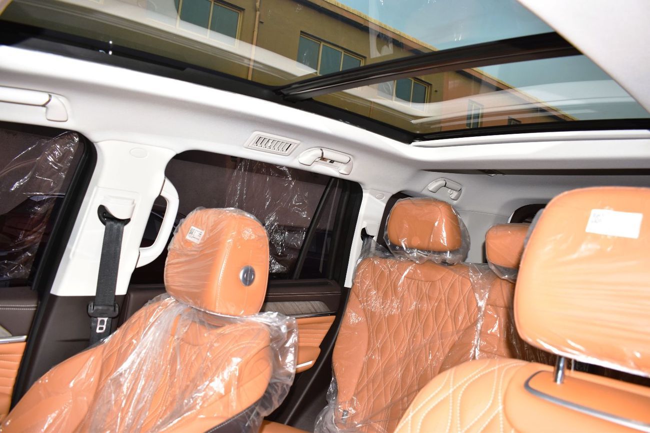 Tank 500 FROM 2,749 PM. PRESTIGE 4WD 3.0 TC AT. FREE MANUFACTURER