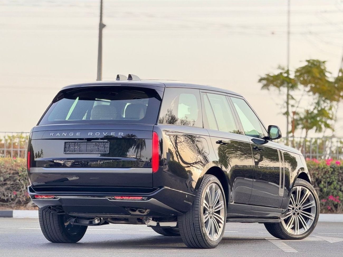 لاند روفر رينج روفر Autobiography P530 4.4L