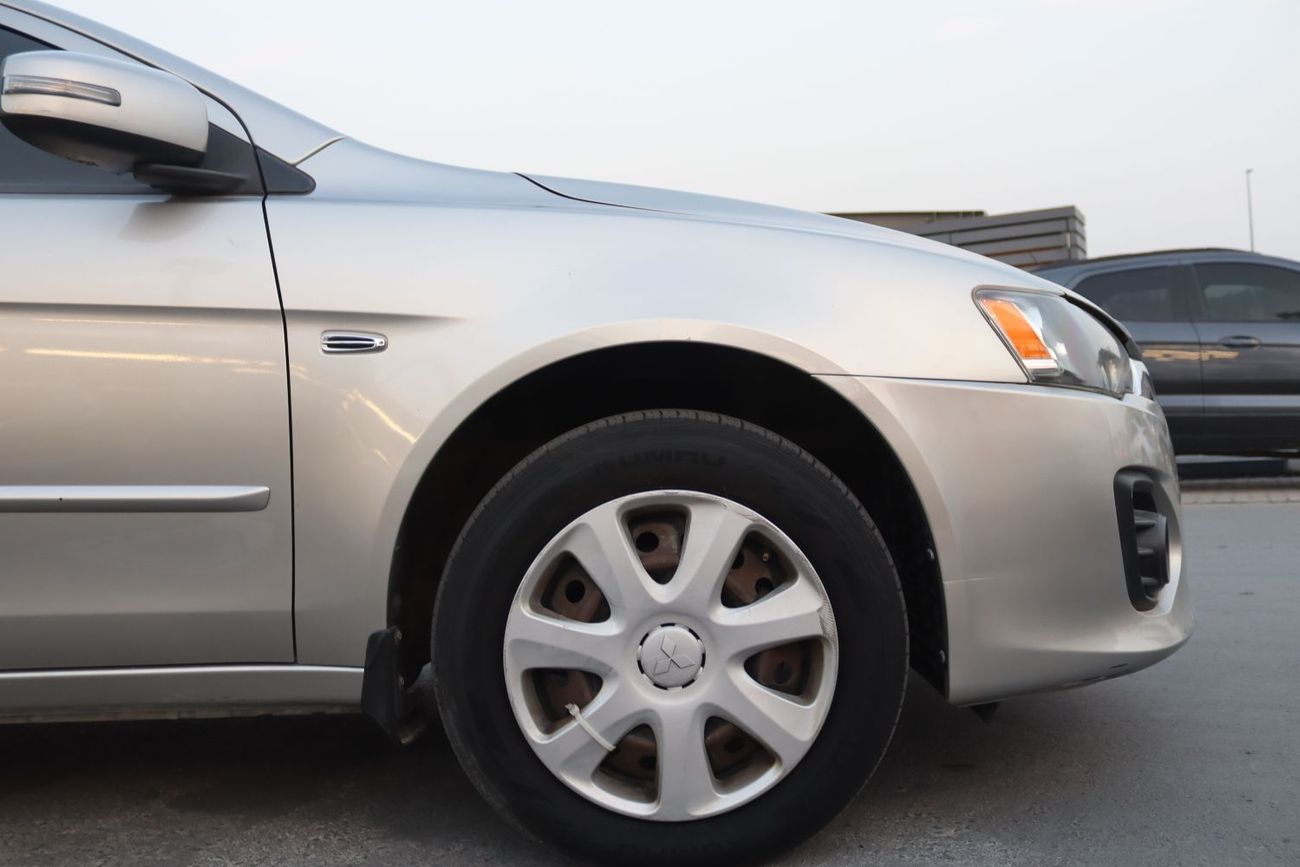 ميتسوبيشي لانسر ميتسوبيشى لانسر - 2016 - خليجى - بدون حوادث - محرك 2.0 - بحاله ممتازه