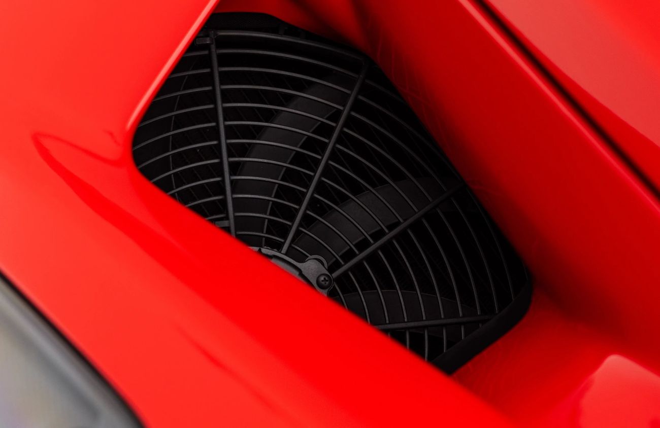 فيراري إنزو 6.0L V12 Naturally Aspirated Engine