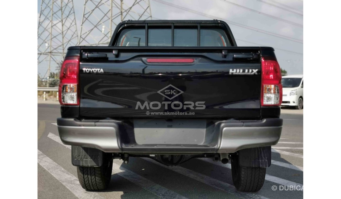 Toyota Hilux WIDE BODY 2.4L Diesel, M/T, Power lock / Windows (CODE # THBBL21)